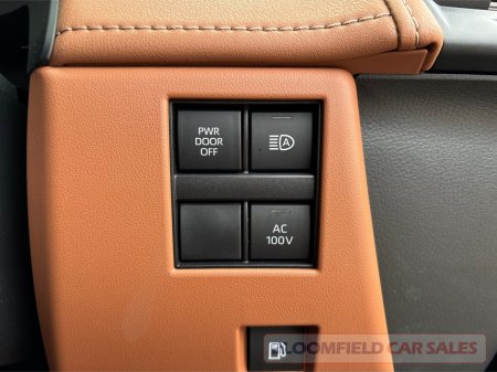 2025 Toyota Alphard - photo 27