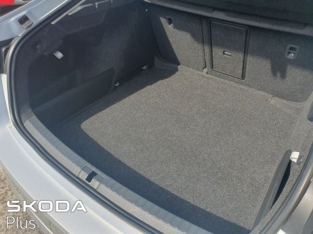 2023 Skoda Octavia - photo 9