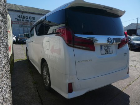 2020 Toyota Alphard - photo 6