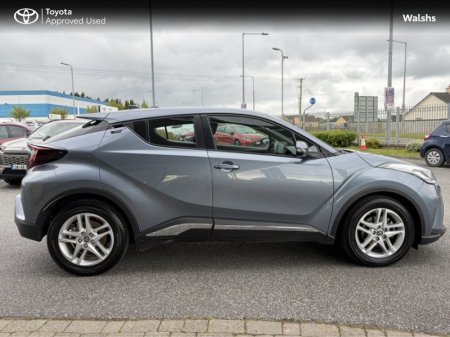 2023 Toyota C-HR - photo 3