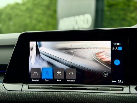 2023 Volkswagen Golf - photo 19