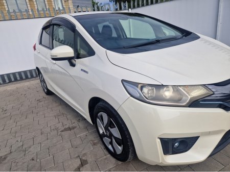 2014 Honda Fit - photo 2