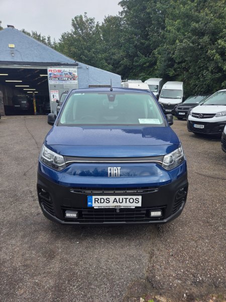 2024 Fiat Doblo - photo 2