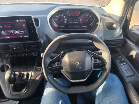 2021 Peugeot Partner - photo 9