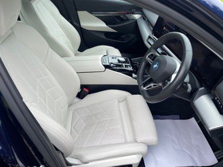 2024 BMW i5 - photo 15