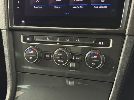 2020 Volkswagen Golf - photo 24