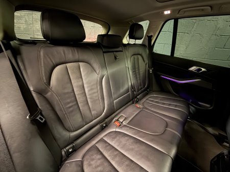 2021 BMW X5 - photo 7