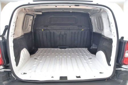 2021 Opel Combo - photo 22