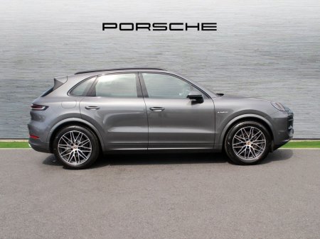 2026 Porsche Cayenne - photo 4