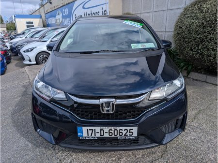 2017 Honda Fit - photo 2