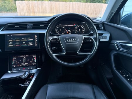 2020 Audi e-tron - photo 43