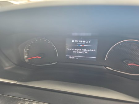 2024 Peugeot 208 - photo 10