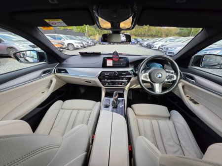 2018 BMW 5-Series - photo 9