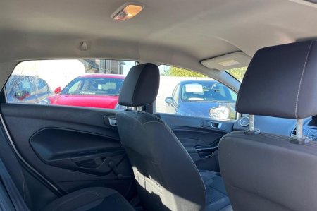 2017 Ford Fiesta - photo 35