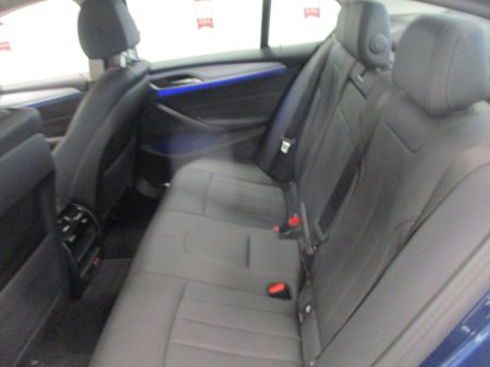 2023 BMW 5-Series - photo 11