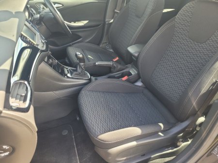 2019 Opel Astra - photo 4