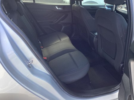 2021 Ford Focus - photo 13
