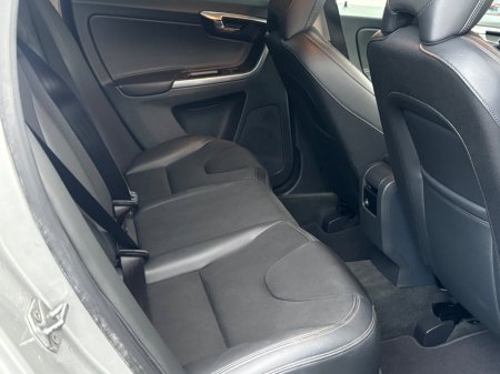2015 Volvo XC60 - photo 10