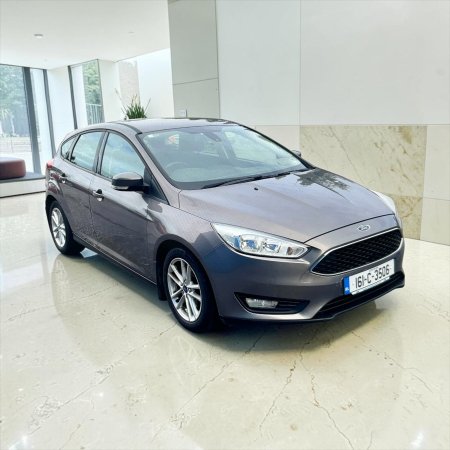 2016 Ford Focus - photo 13