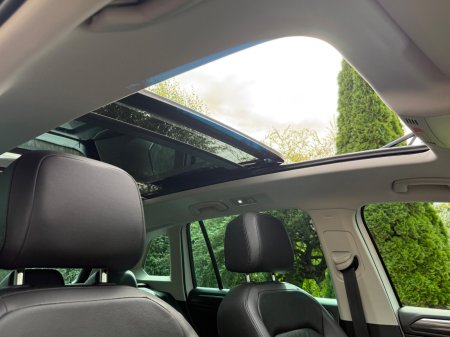 2020 Volkswagen Tiguan - photo 11