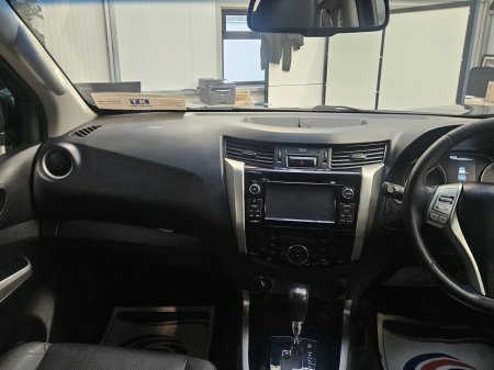 2018 Nissan Navara - photo 10