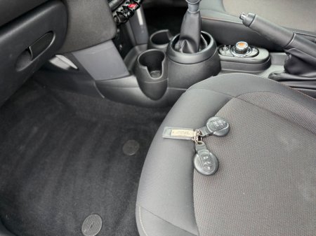2020 Mini Cooper - photo 41
