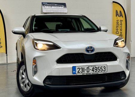 2023 Toyota Yaris Cross 1.5 Hybrid CVT Luna