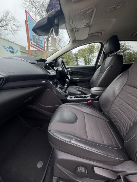 2016 Ford Kuga - photo 3