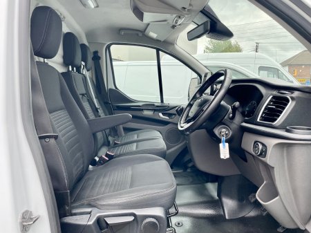 2023 Ford Transit Custom - photo 4