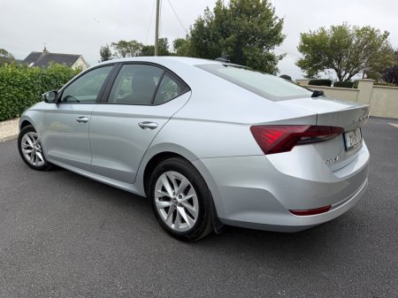 2021 Skoda Octavia - photo 8