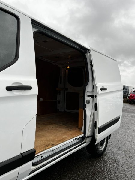 2022 Ford Transit Custom - photo 10