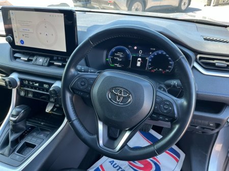 2024 Toyota RAV4 - photo 9