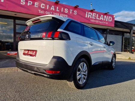 2018 Peugeot 5008 - photo 13