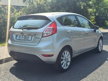 2016 Ford Fiesta - photo 3