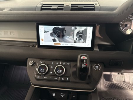 2022 Land Rover Defender - photo 17