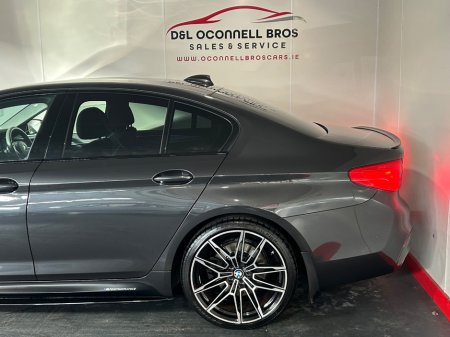 2020 BMW 5-Series - photo 2