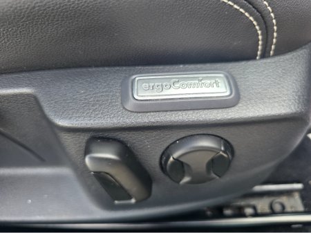 2022 Volkswagen Passat - photo 13