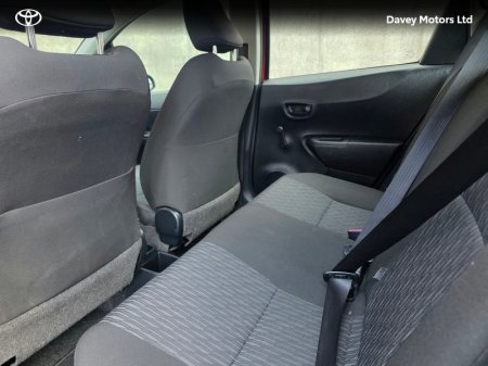 2013 Toyota Yaris - photo 7