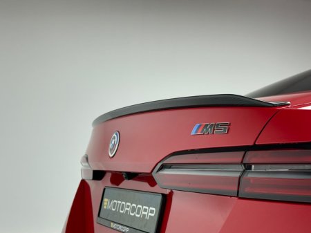 2025 BMW M5 - photo 10
