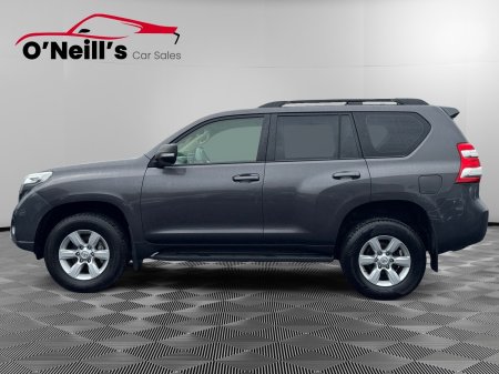 2016 Toyota Land Cruiser - photo 4