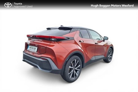 2025 Toyota C-HR - photo 2