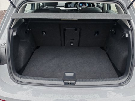 2024 Volkswagen Golf - photo 10