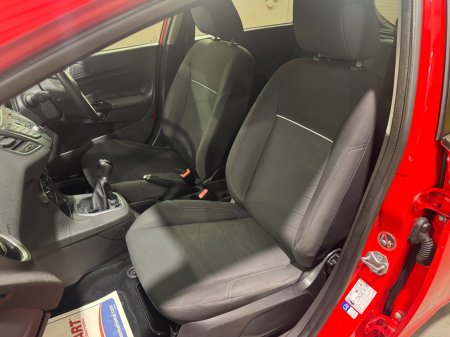 2015 Ford Fiesta - photo 9