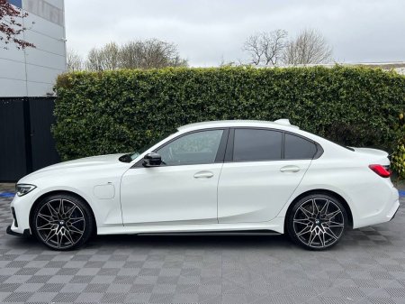2021 BMW 3-Series - photo 3