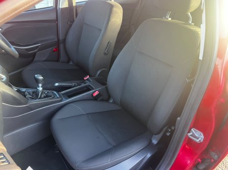 2015 Ford Focus - photo 12