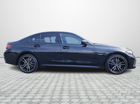 2024 BMW 3-Series - photo 11