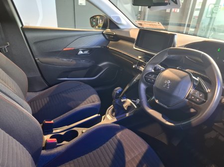 2023 Peugeot 208 - photo 12