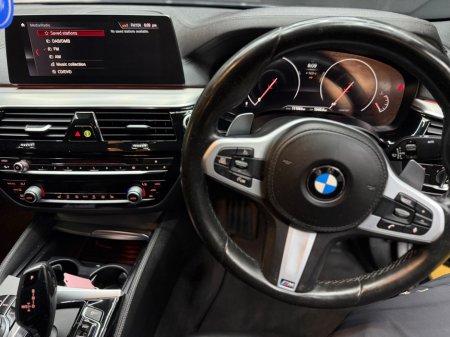 2018 BMW 5-Series - photo 18