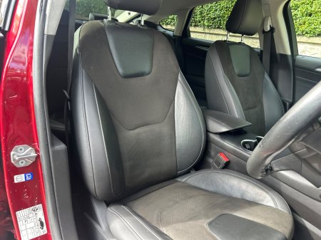 2019 Ford Mondeo - photo 16