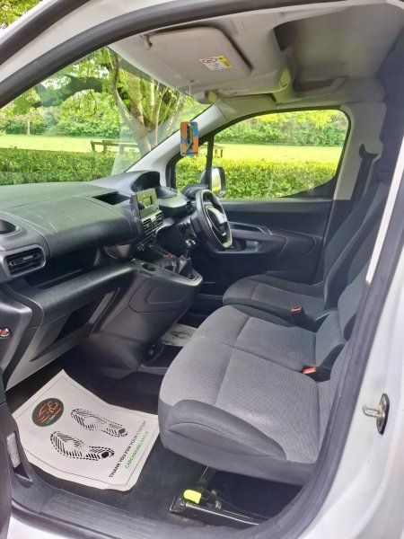 2019 Peugeot Partner - photo 9